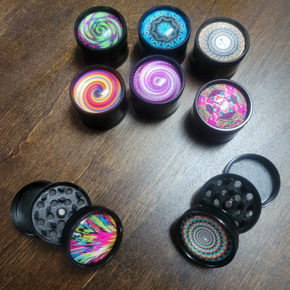 3 Piece Metal Herb Grinder - Picture 3 of 3